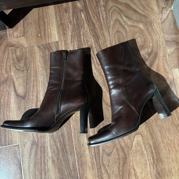 Charles David - Picture 2 of 6